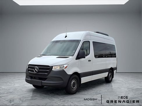 Used 2024 Mercedes-Benz Sprinter 2500 image 3