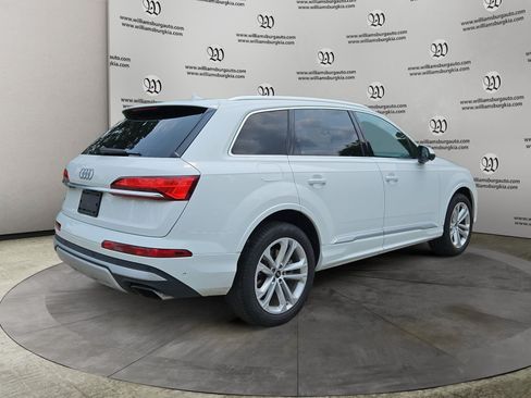 Used 2025 Audi Q7 3.0T Premium Plus AWD/4WD image 5