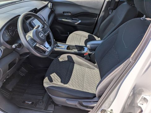 Used 2023 Nissan Kicks SV FWD image 12