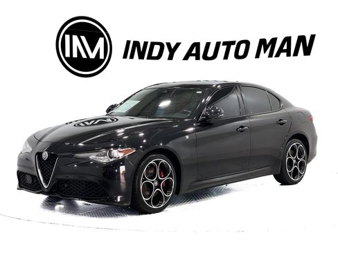 Used 2022 Alfa Romeo Giulia Ti AWD/4WD image 8