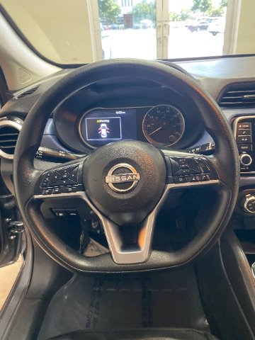 Used 2024 Nissan Versa SV w/ Trunk Package FWD image 18
