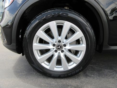 Used 2020 Mercedes-Benz GLC 300 4MATIC Coupe image 50