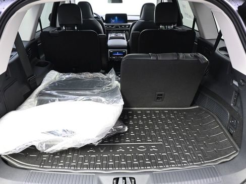 New 2026 Lincoln Aviator Reserve AWD/4WD image 19