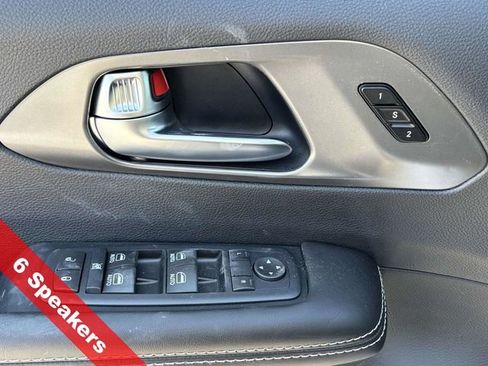 New 2026 Chrysler Pacifica Select w/ S Appearance Package image 19