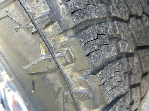 Used 2016 RAM 1500 Laramie image 9