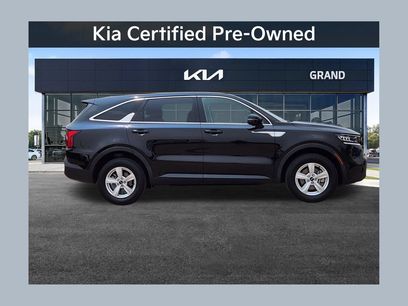 Certified 2023 Kia Sorento LX