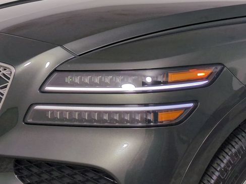 Used 2025 Genesis GV80 2.5T Standard AWD/4WD image 10