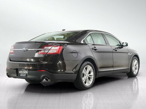 Used 2014 Ford Taurus SEL w/ Equipment Group 201A FWD image 5