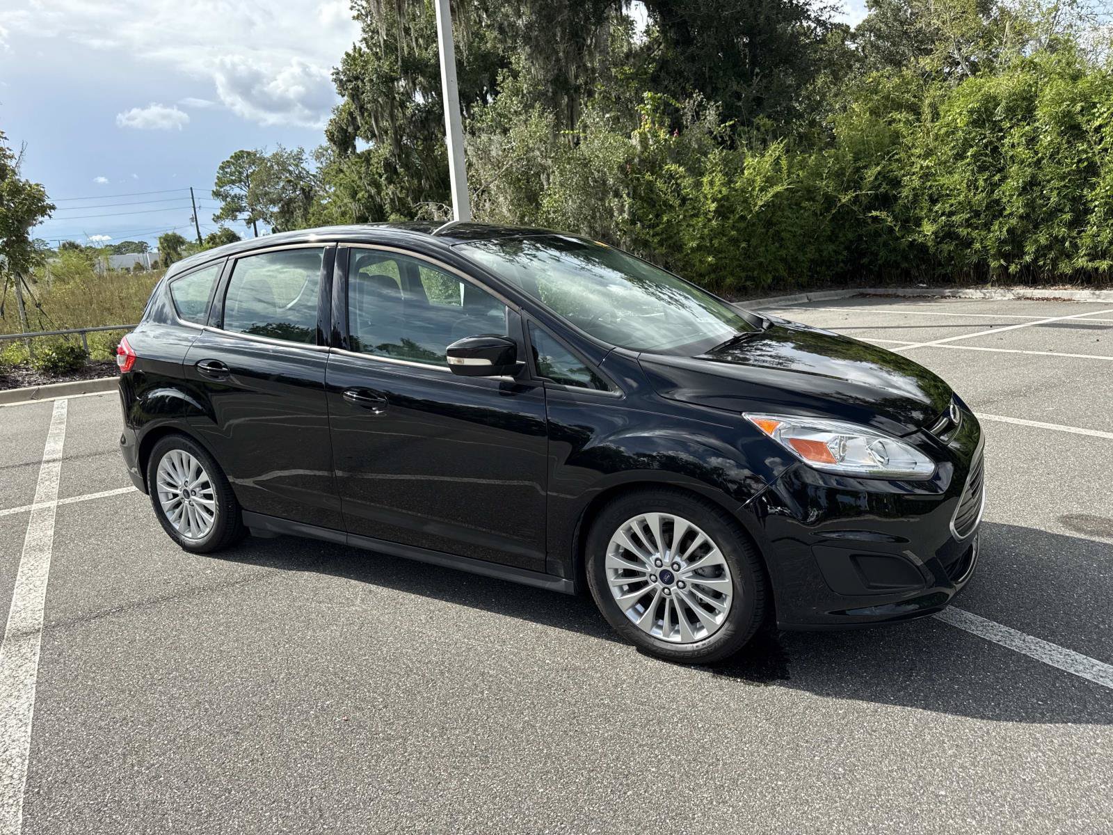 Used 2018 Ford C-MAX SE w/ Equipment Group 201A FWD 360° Tour