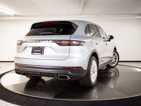 Certified 2023 Porsche Cayenne AWD/4WD image 7