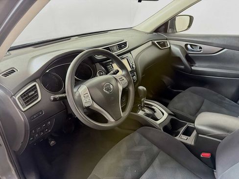 Used 2016 Nissan Rogue SV w/ SV Premium Package AWD/4WD image 7