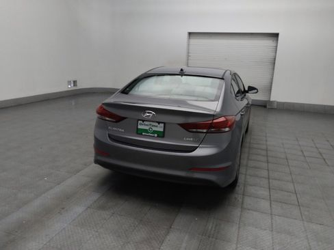 Used 2018 Hyundai Elantra Limited w/ Limited Ultimate Package 02 FWD image 7