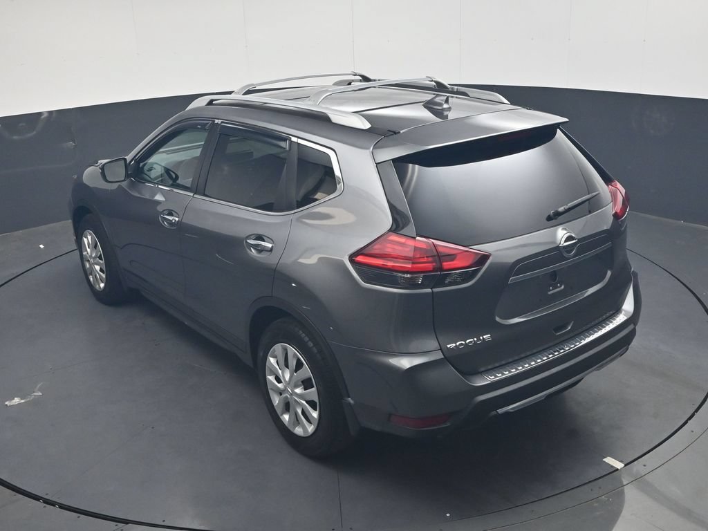Used 2017 Nissan Rogue S w/ S Appearance Package FWD image 19
