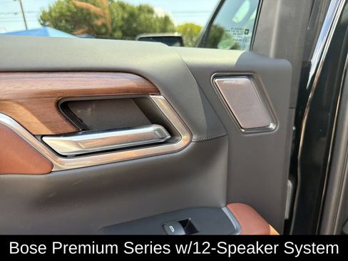 Used 2022 GMC Sierra 1500 Denali Ultimate AWD/4WD image 11