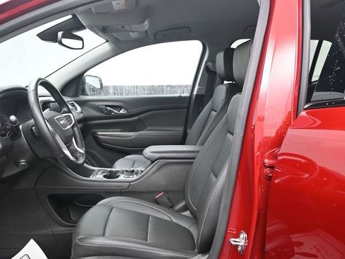 Used 2023 GMC Acadia SLT w/ Elevation Edition image 6