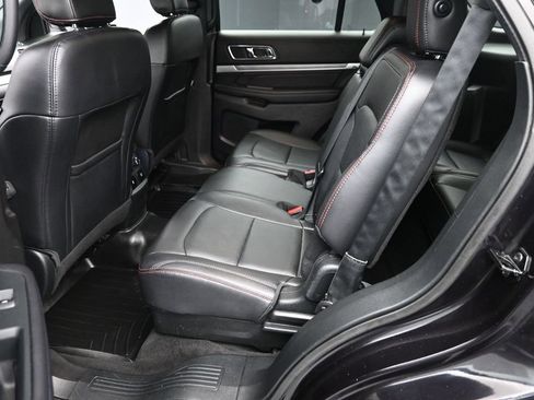 Used 2019 Ford Explorer Sport w/ Equipment Group 401A AWD/4WD image 12