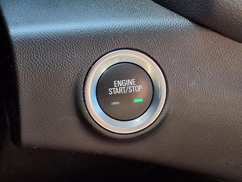 Used 2024 GMC Terrain SLE w/ Driver Convenience Package AWD/4WD image 26