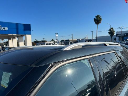 Used 2023 Ford Explorer Platinum w/ Technology Package image 38