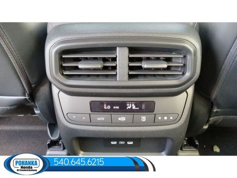 New 2025 Honda Pilot Touring image 39