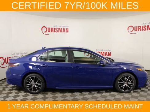 Used 2023 Toyota Camry SE w/ Cold Weather Package FWD image 9