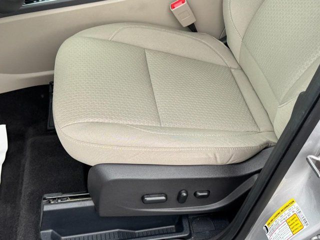 Used 2017 Ford Escape SE AWD/4WD image 22