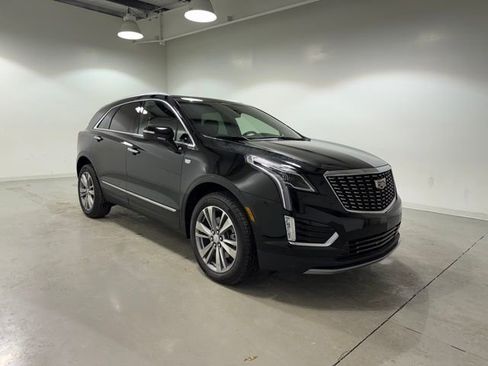 Used 2025 Cadillac XT5 Premium Luxury image 1