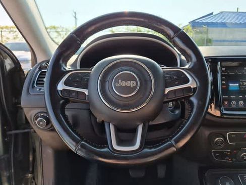 Used 2020 Jeep Compass Limited AWD/4WD image 22