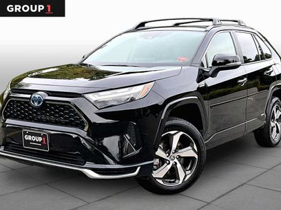 Used 2024 Toyota RAV4 SE w/ Weather & Moonroof Package
