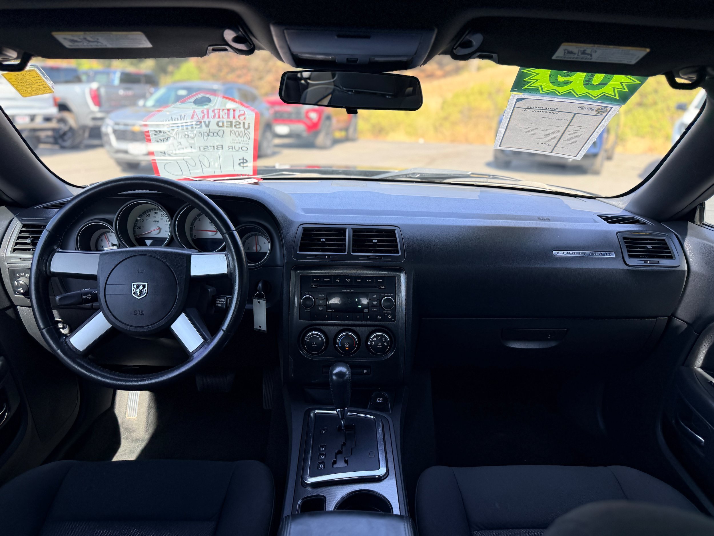 Used 2009 Dodge Challenger R/T RWD image 16