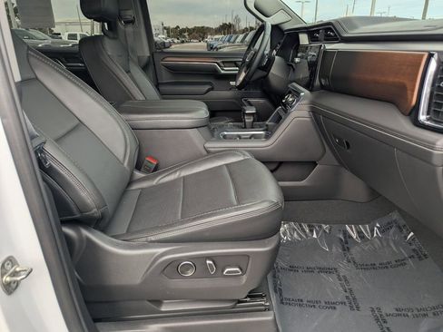 Used 2024 GMC Sierra 1500 Denali w/ Technology Package image 10