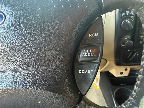 Used 2003 Ford Ranger FX4 AWD/4WD image 22