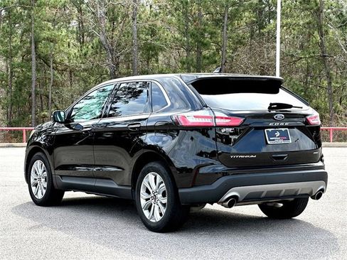 Used 2024 Ford Edge Titanium image 6