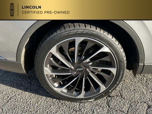 Certified 2023 Lincoln Aviator Reserve w/ Equipment Group 201A image 18