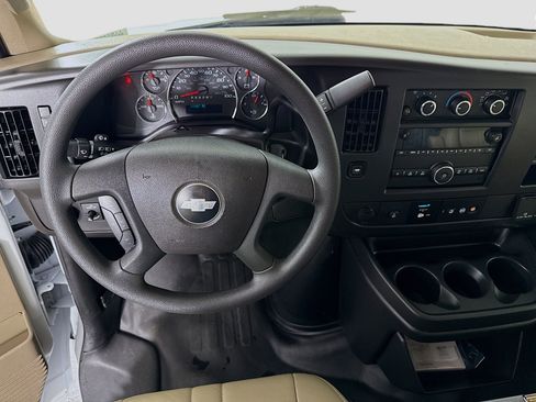 Used 2025 Chevrolet Express 2500 Work Van w/ Driver Convenience Package image 16