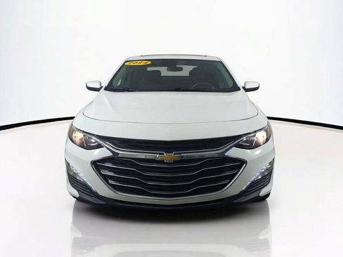Used 2024 Chevrolet Malibu LT FWD image 3