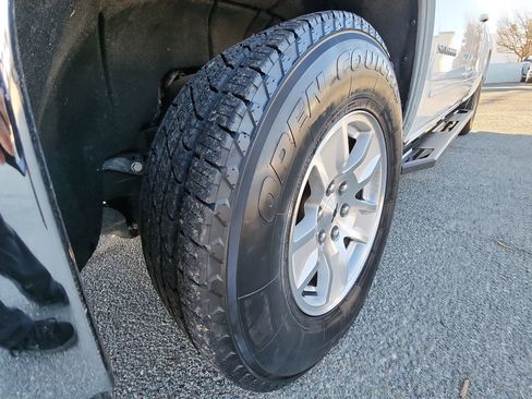 Used 2016 Chevrolet Silverado 1500 LT w/ All Star Edition image 18