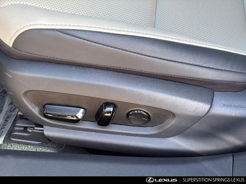 Certified 2025 Lexus ES 350 w/ Premium Package image 22