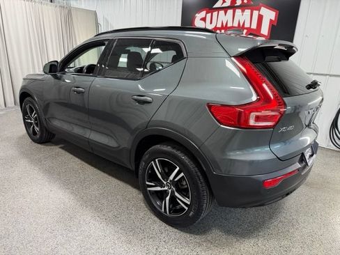 Used 2026 Volvo XC40 B5 Core AWD/4WD image 6