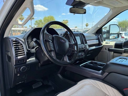 Used 2021 Ford F450 Limited w/ FX4 Off-Road Package AWD/4WD image 18