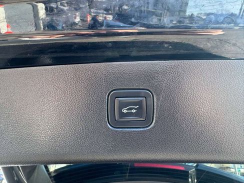 Used 2019 Chevrolet Blazer Premier w/ Driver Confidence II Package image 39