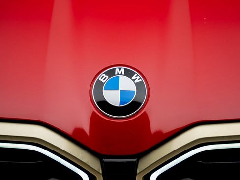 Used 2023 BMW XM image 12