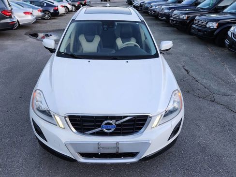 Used 2010 Volvo XC60 T6 image 4