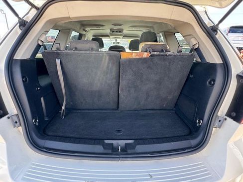 Used 2018 Dodge Journey SXT w/ Premium Group image 12