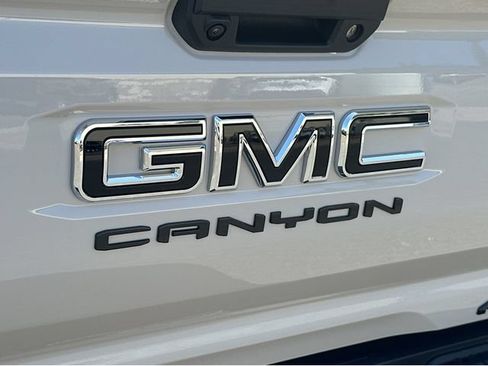 New 2026 GMC Canyon AT4 w/ Technology Plus Package AWD/4WD image 9