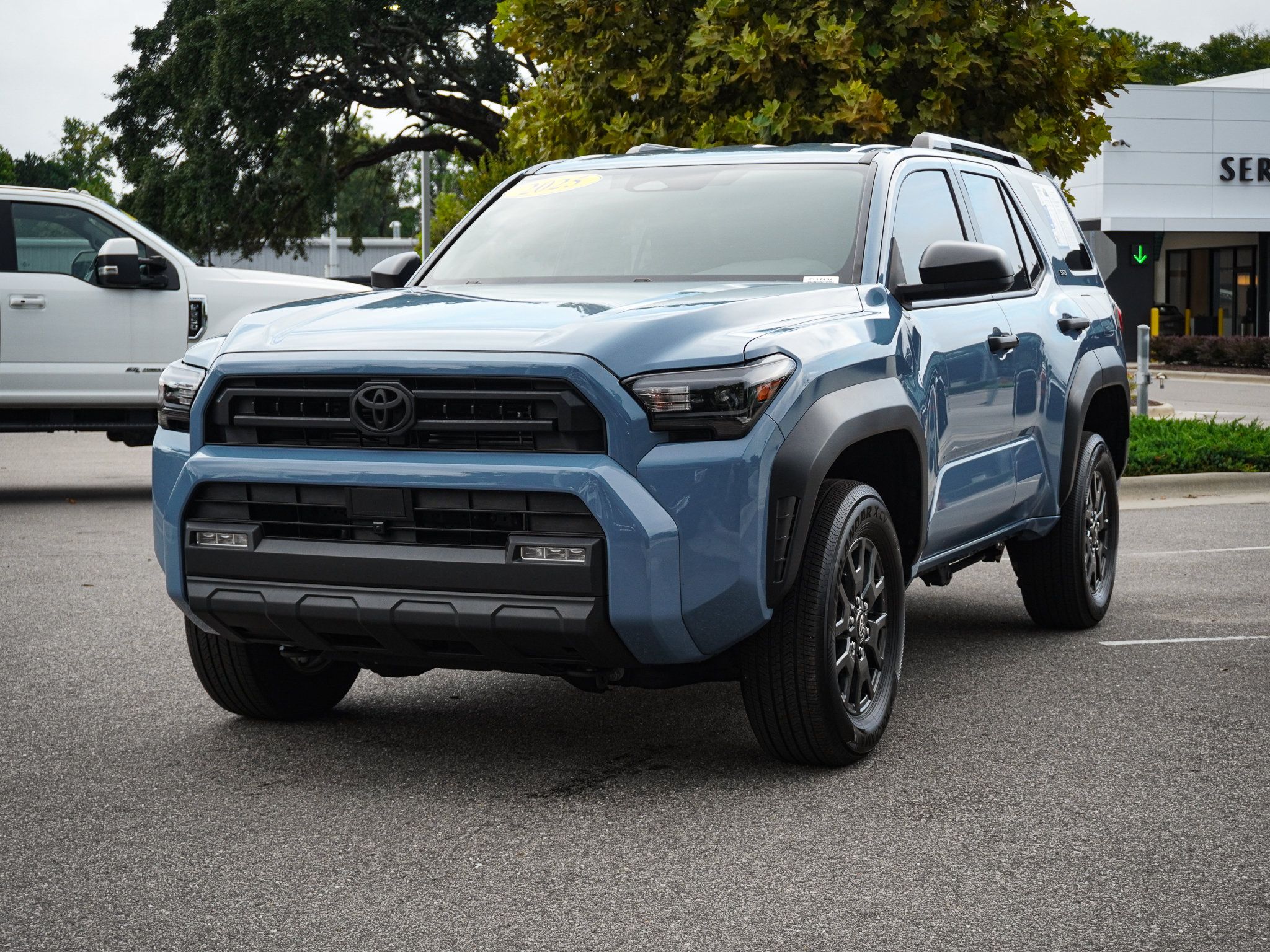 Used 2025 Toyota 4Runner SR5 RWD image 5