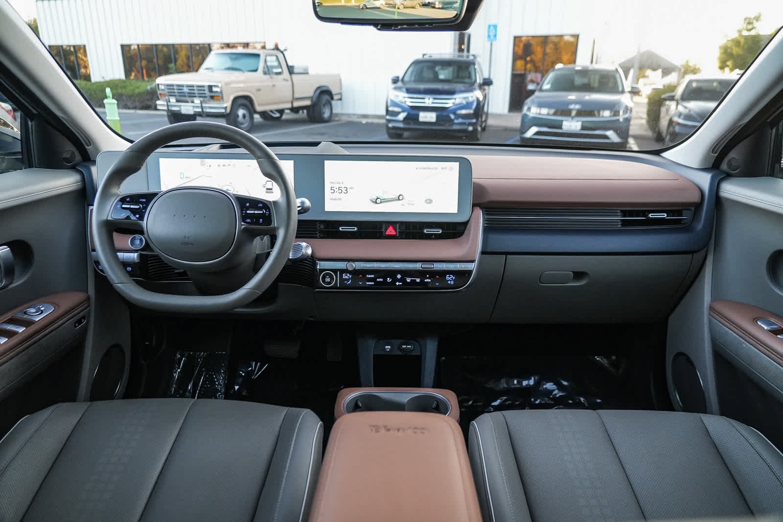 Certified 2024 Hyundai Ioniq 5 Limited AWD/4WD image 12