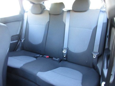 Used 2014 Hyundai Accent GS FWD image 23