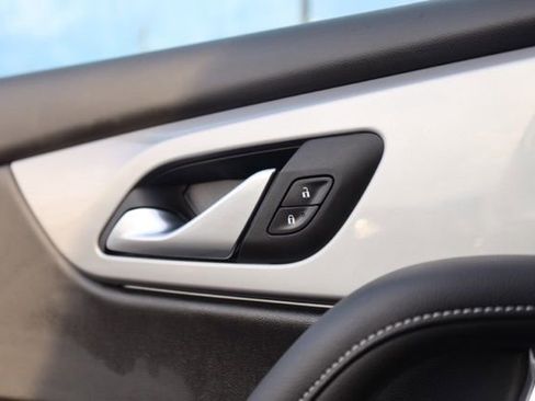 Certified 2023 Chevrolet Blazer LT w/ Convenience Package image 25