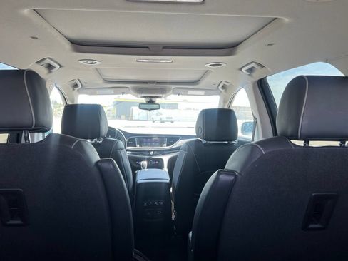 Used 2021 Buick Enclave Avenir w/ LPO, Cargo Package FWD image 8