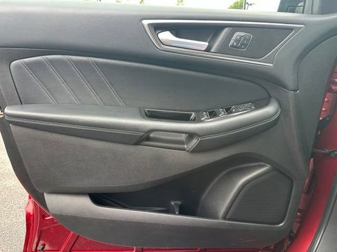 Used 2017 Ford Edge Sport w/ Equipment Group 401A AWD/4WD image 27